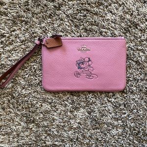 NWOT. Coach x Disney Pink Minnie Mouse Wristlet